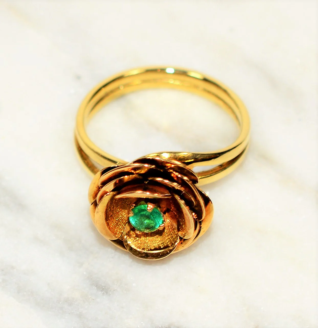 Natural Colombian Emerald Ring 18K Solid Gold .25ct Flower Ring Solitaire Ring Statement Ring Women's Ring May Birthstone Ring Vintage Ring - Image 8
