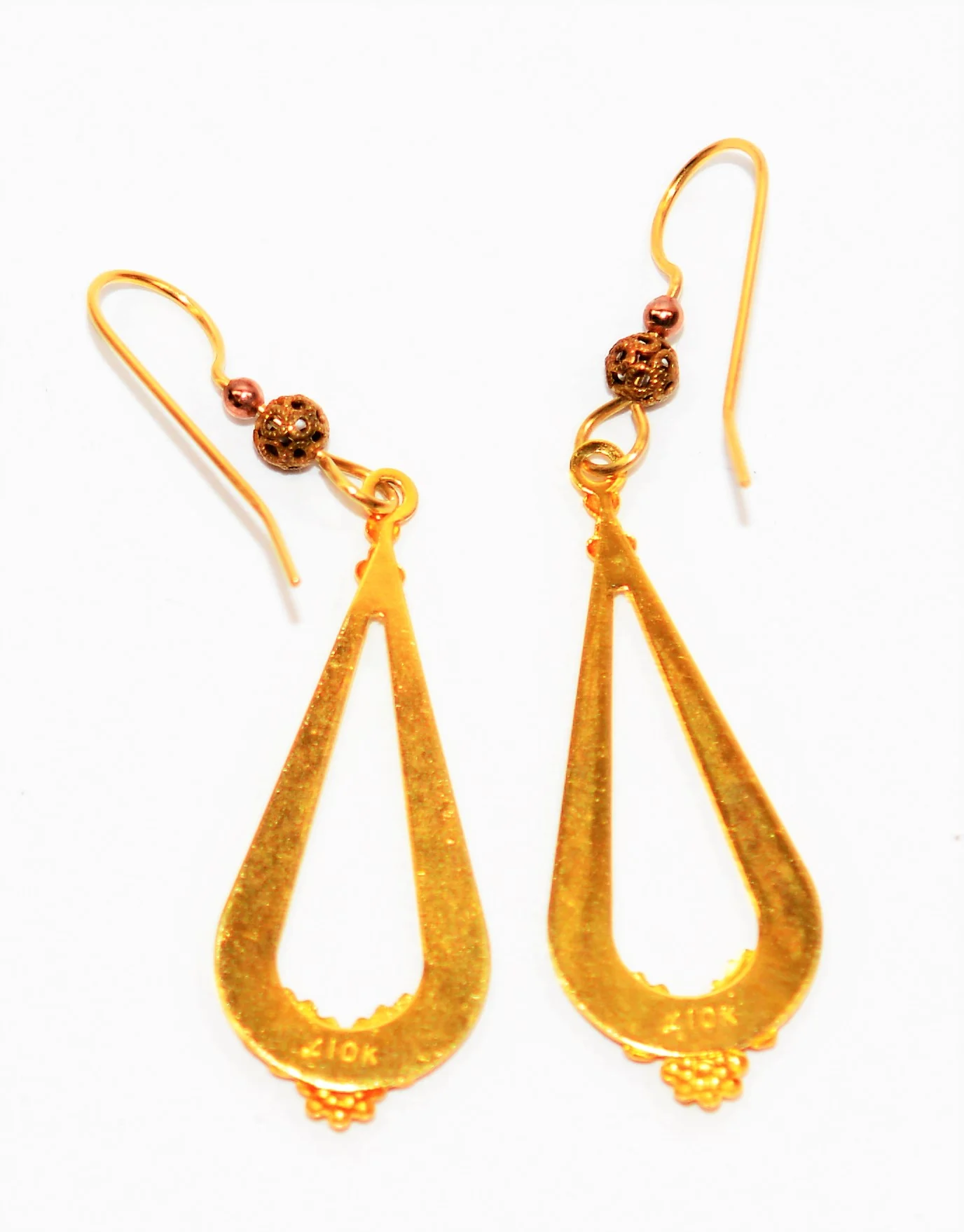 Black Hills Gold Earrings 10K Solid Gold Leaf Earrings Tri-Color Earrings South Dakota Earrings American Earrings Vintage Earrings Estate - Image 4