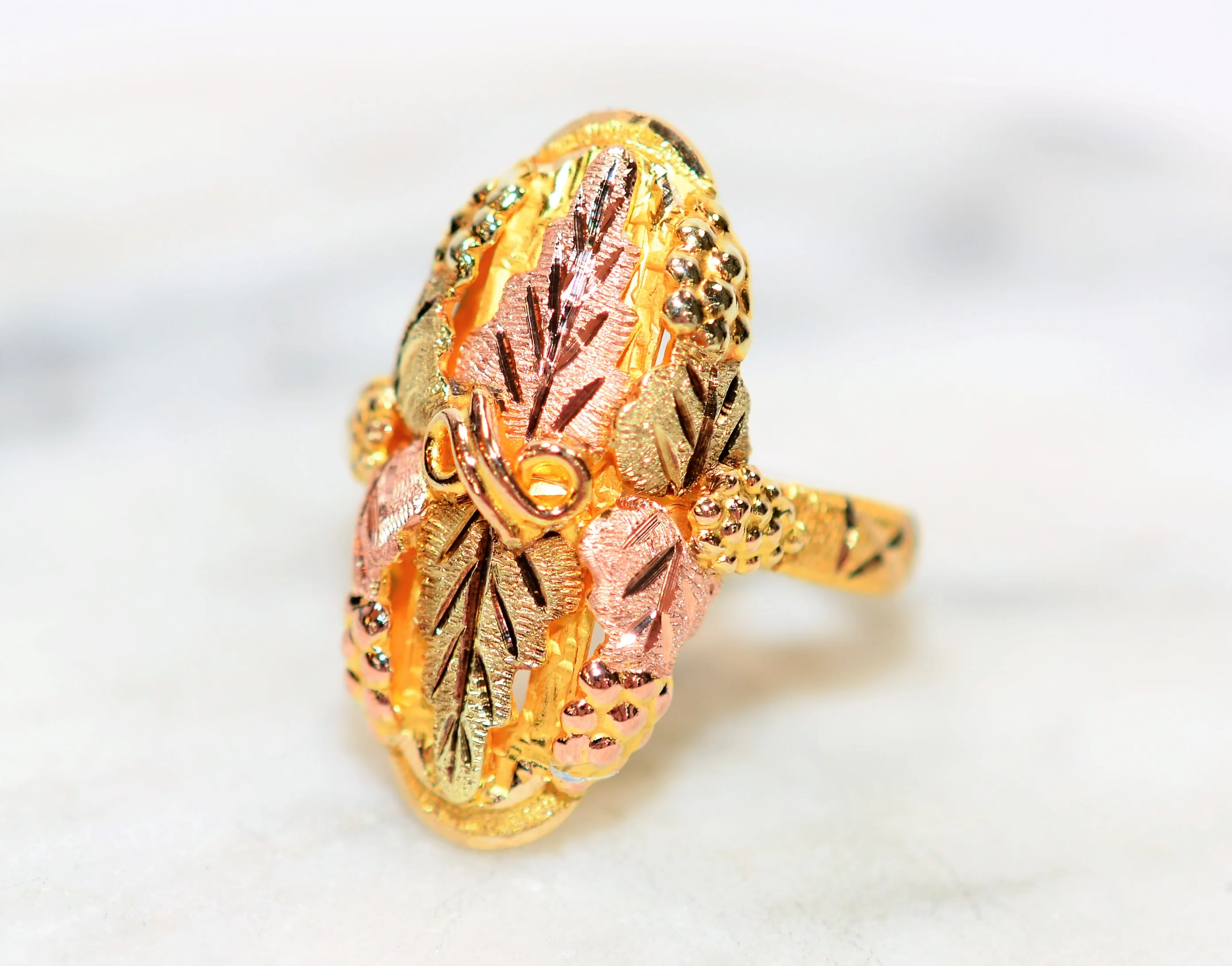Black Hills Gold Ring 10K Solid Gold Vintage Ring Leaf Ring Vine Ring Boho Ring Nature Ring Black Hills Dakota Jewelry Estate Jewellery - Image 8