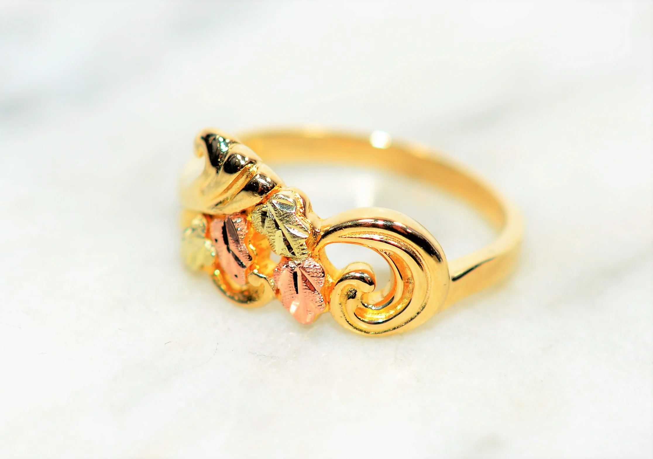 Black Hills Gold Ring 10K Solid Gold Band Leaf Ring Ladies Ring Stackable Ring Vine Ring Nature Ring Boho Ring Women's Ring USA Fine Jewelry - Image 8