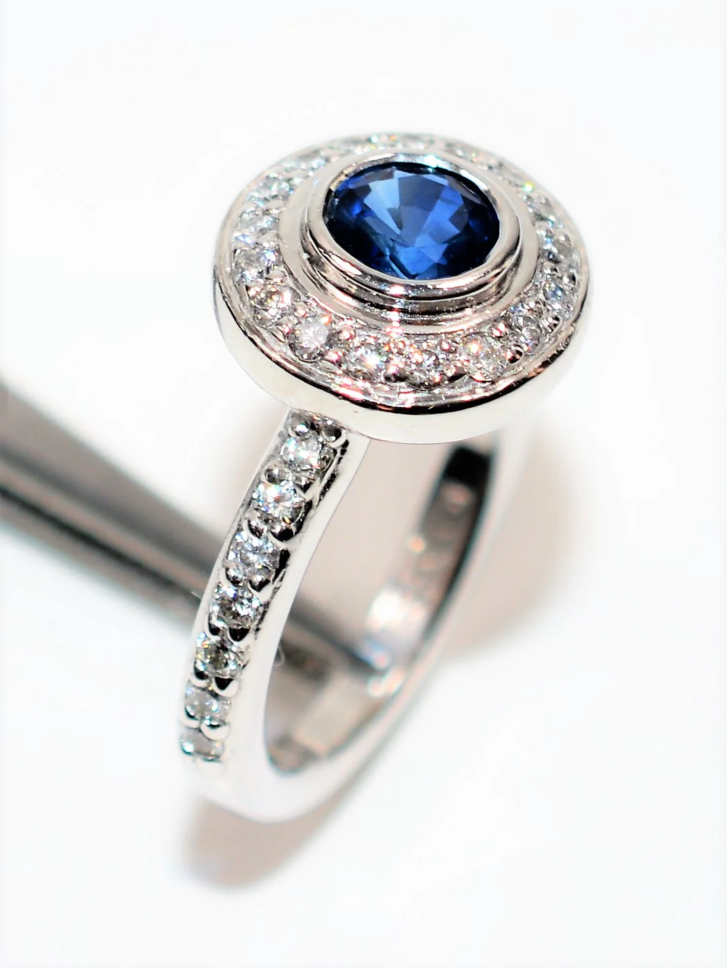 Natural Ceylon Sapphire & Diamond Ring 14K solid White Gold 1.34tcw Sri Lankan Sapphire Ring Engagement Ring Cocktail Ring Diamond Halo Ring - Image 4