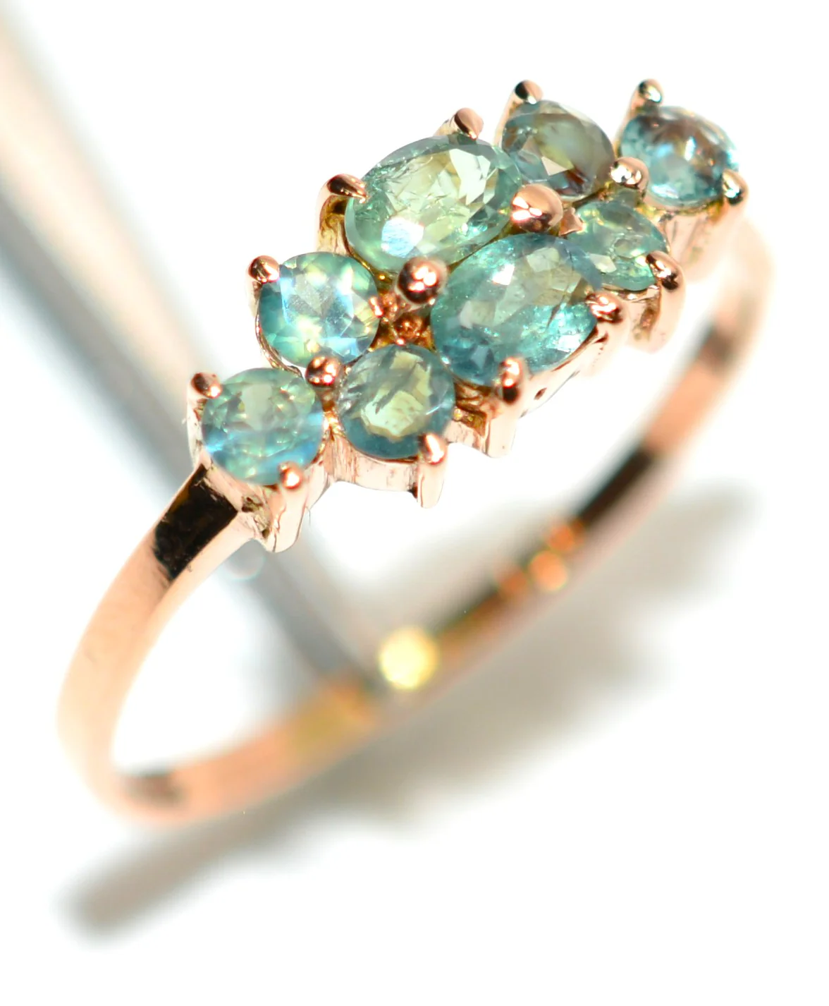 Natural Alexandrite Ring 10K Gold .72tcw Cluster Ring Gemstone Ring Vintage Gem - Image 4
