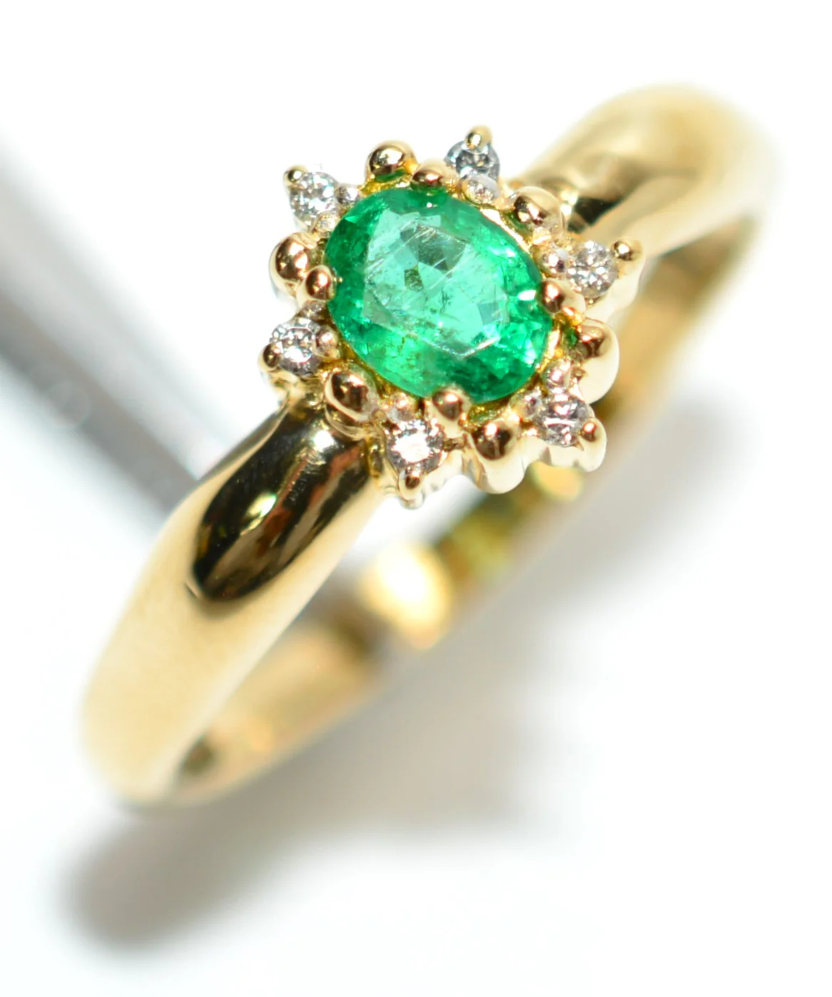 Natural Colombian Emerald & Diamond Ring 18K Solid Gold .34tcw Cluster Ring Statement Ring Vintage Ring Emerald Ring May Birthstone Ring - Image 4