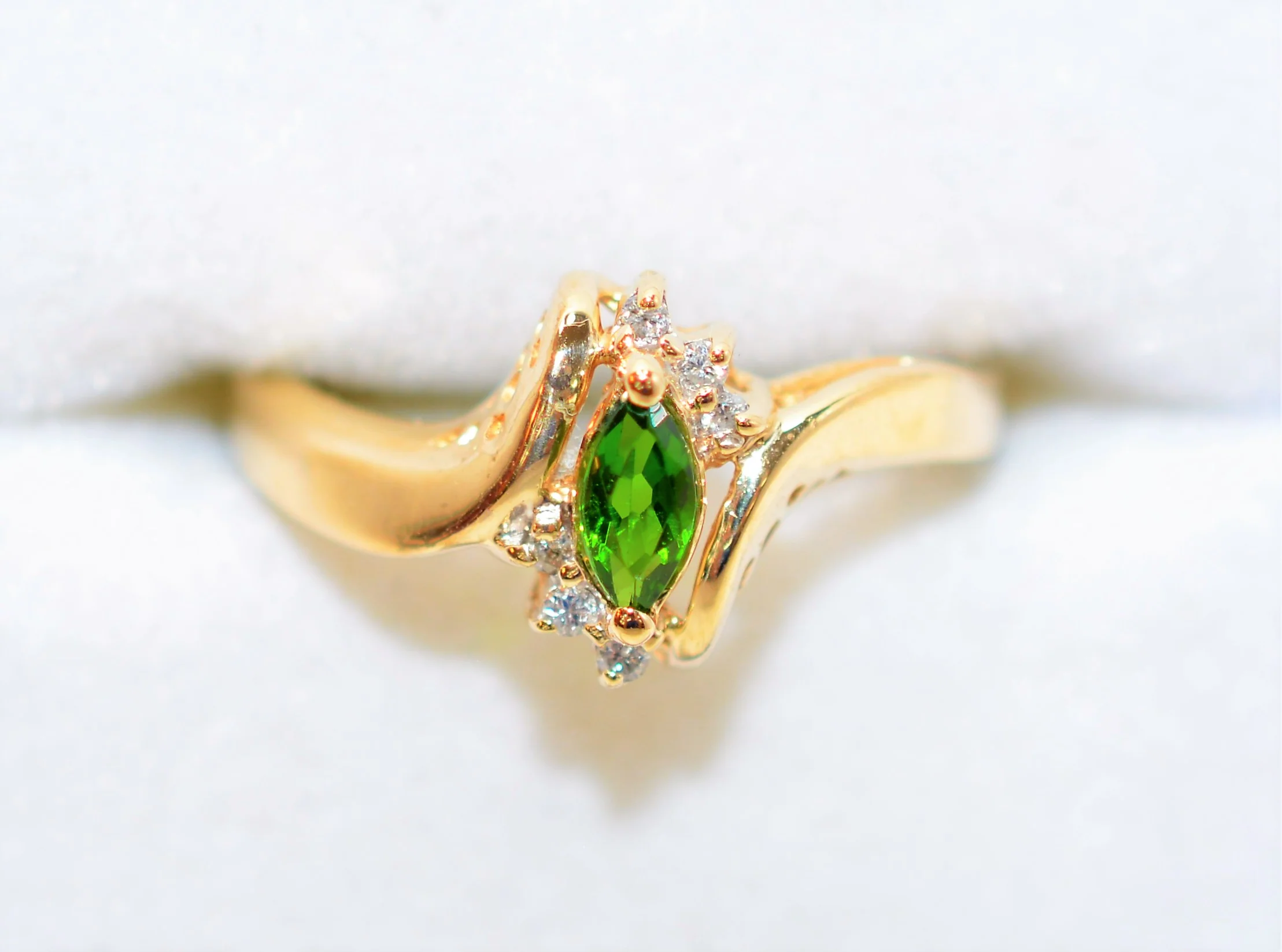 Natural Tsavorite Garnet & Diamond Ring 10K Solid Gold .30tcw January Birthstone Ring Garnet Ring Green Ring Ladies Ring Women's Ring Estate - Image 5